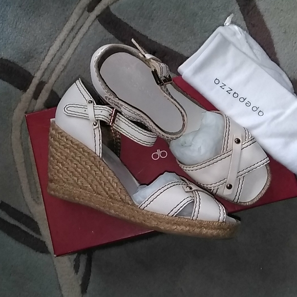 NIB APEPAZZA LOIRA LEATHER ESPADRILLE - Picture 3 of 5